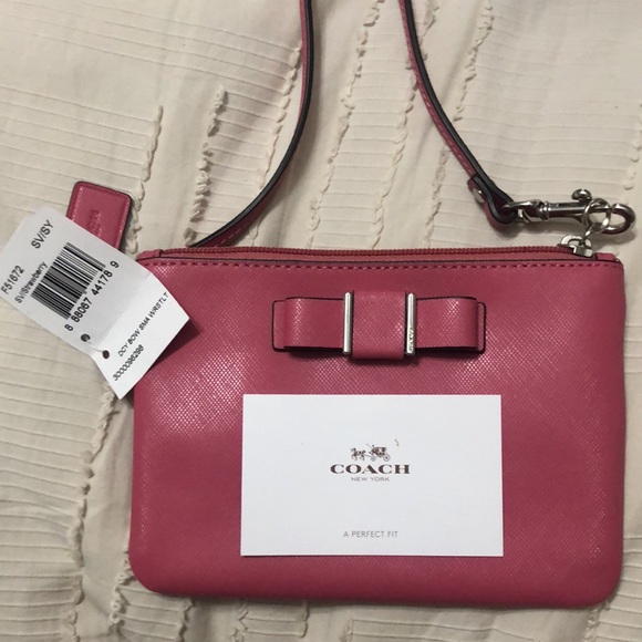 Coach wristlet purse - Picture 3 of 3